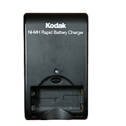 Kodak BATTERY CHARGER K4500 Manuel du propriétaire | Fixfr