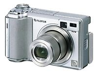 FinePix E550