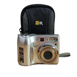 Coolpix E7600